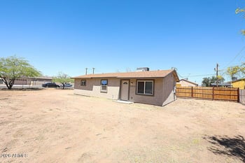 2810 E Roeser Rd, Phoenix, AZ 85040