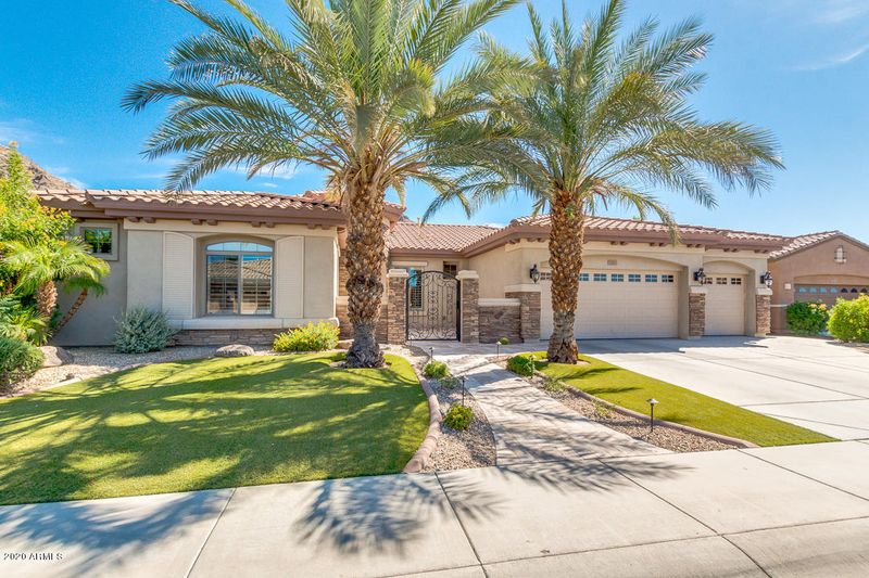 2810 W Wildwood Dr, Phoenix, AZ 85045