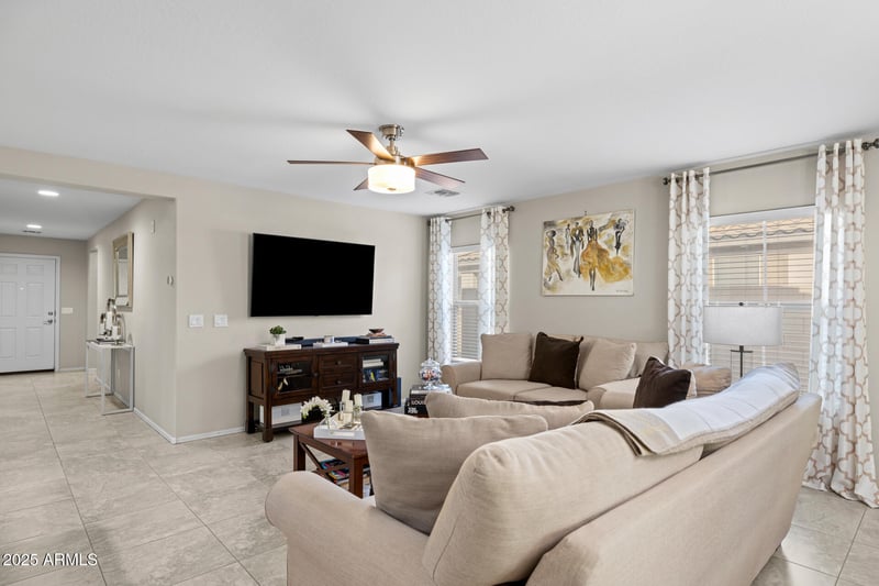 2811 Binner Dr, Chandler, AZ 85225