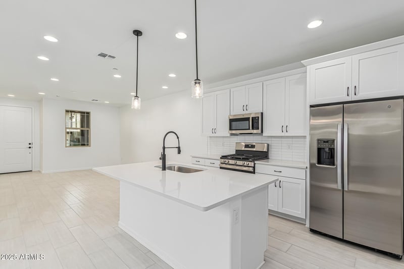 2811 Claire Dr, Buckeye, AZ 85396
