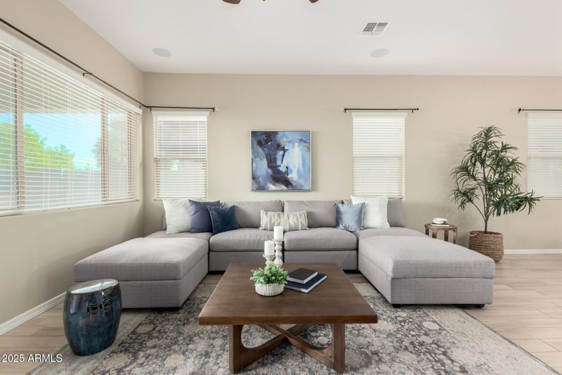 2811 Jeffry St, Gilbert, AZ 85295