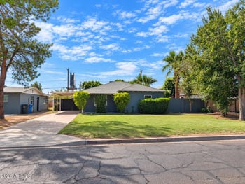 2812 N 24th Pl, Phoenix, AZ 85008