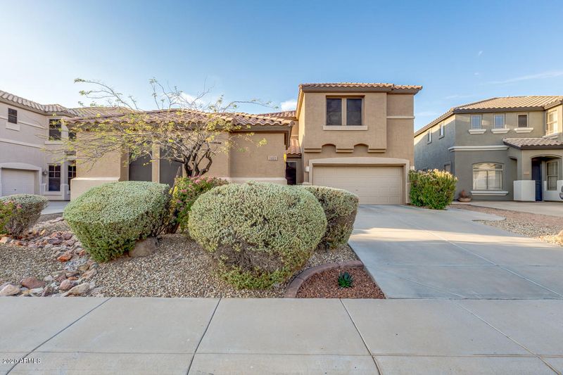 2812 W Glenhaven Dr, Phoenix, AZ 85045