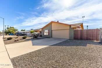 2813 Cortez St, Phoenix, AZ 85028