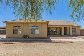 2813 Cedar Waxwing Dr, Gilbert, AZ 85298