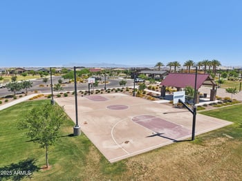 2813 Mecklenburg Way, San Tan Valley, AZ 85143