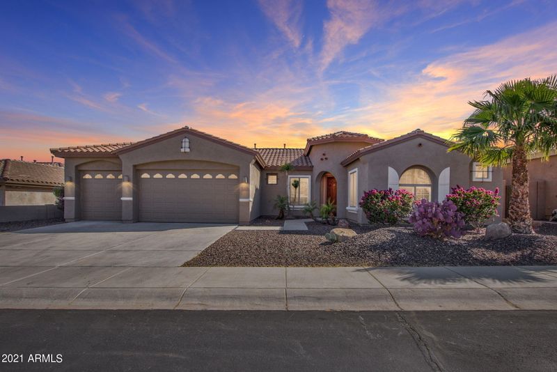 2813 W Ashurst Dr, Phoenix, AZ 85045