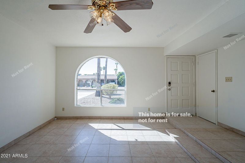 2814 E Dahlia Dr, Phoenix, AZ 85032