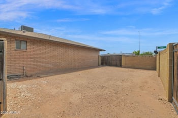 2814 E Huber St, Mesa, AZ 85213