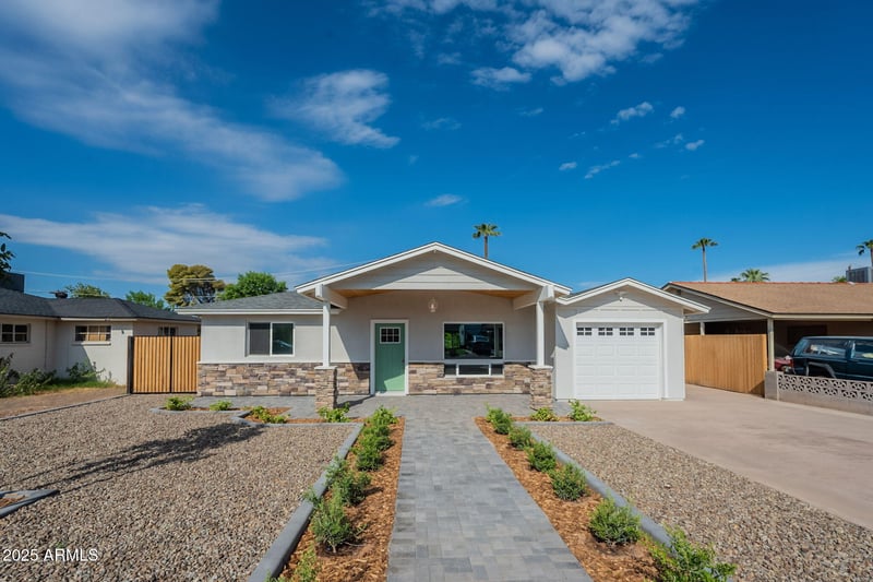 2814 N 51st St, Phoenix, AZ 85008