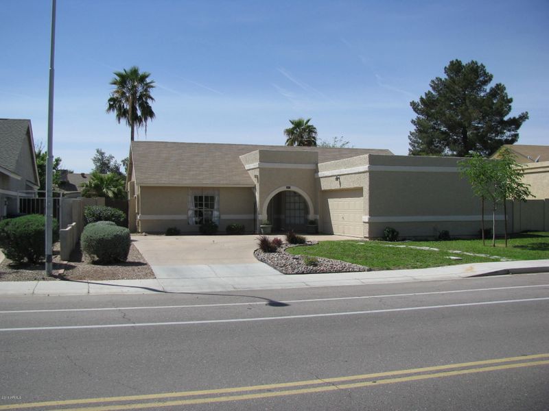 2814 N Central Dr, Chandler, AZ 85224