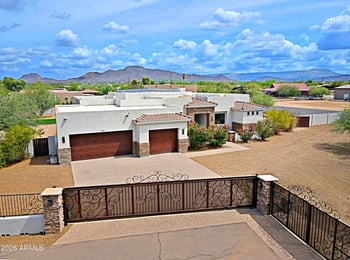 2814 W Jordon Ln, Phoenix, AZ 85086
