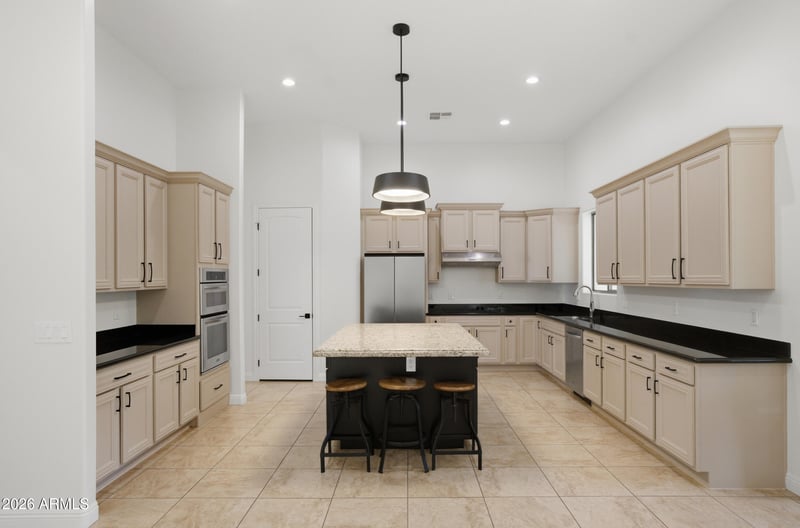28142 N Sandridge Dr, San Tan Valley, AZ 85144