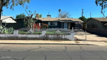 2815 48th Ln, Phoenix, AZ 85035