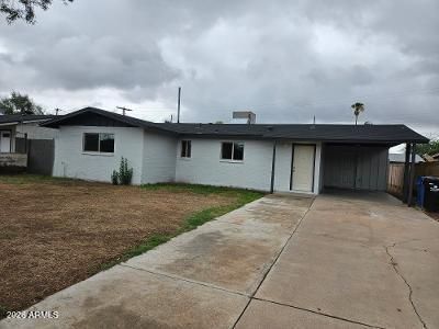2815 N 48th Ln, Phoenix, AZ 85035