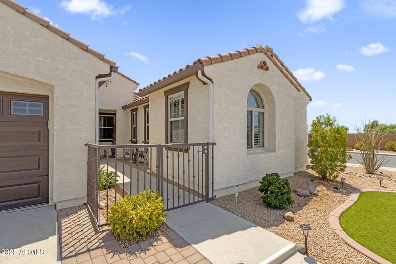 2815 Russell St, Mesa, AZ 85213