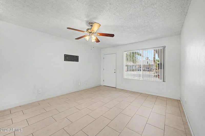 2815 W Villa Rita Dr, Phoenix, AZ 85053