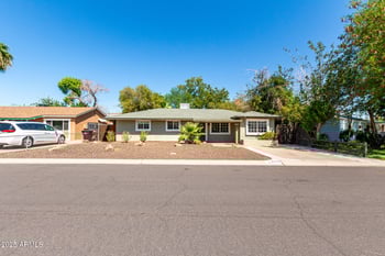 2816 70th St, Scottsdale, AZ 85257