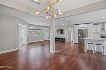 2816 70th St, Scottsdale, AZ 85257