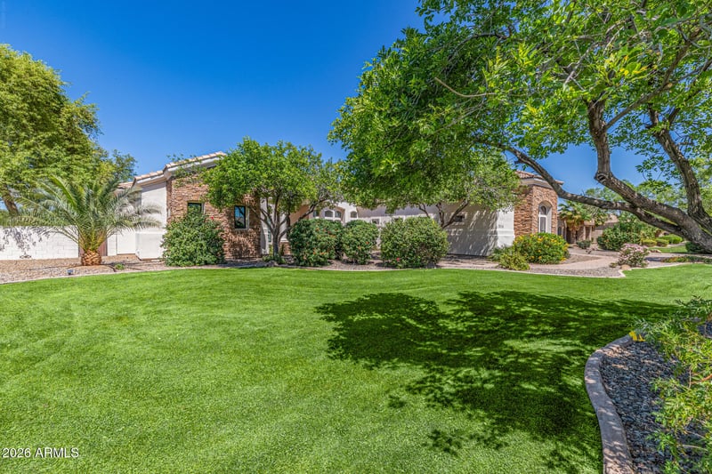 2816 Clark Dr, Gilbert, AZ 85297