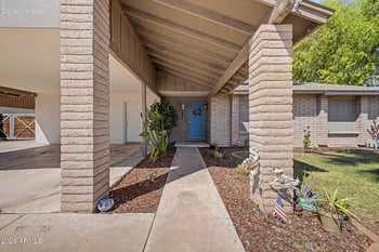 2816 W Villa Maria Dr, Phoenix, AZ 85053