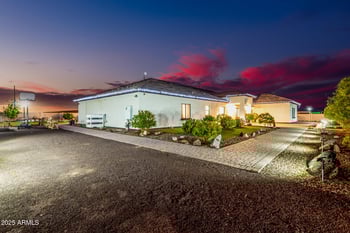 2817 195th Ln, Buckeye, AZ 85326