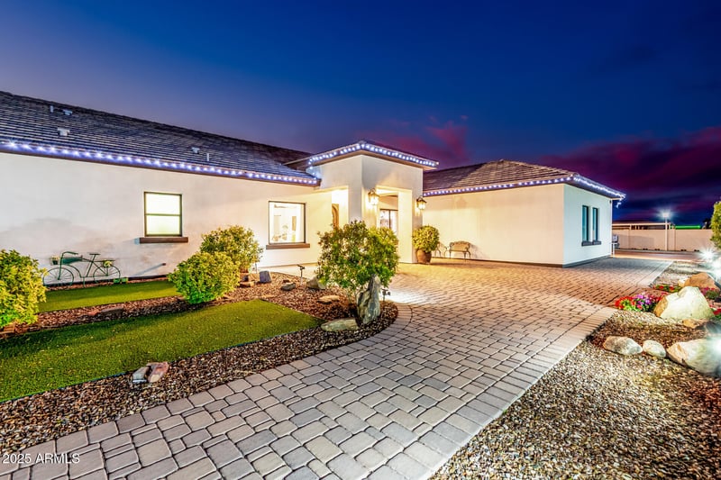 2817 195th Ln, Buckeye, AZ 85326