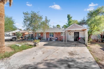 2817 Avalon Dr, Phoenix, AZ 85016