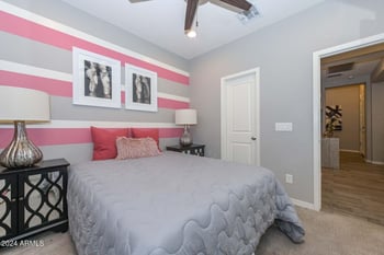2817 E Hidalgo Ave, Phoenix, AZ 85040