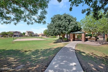 2817 E Red Oak St, Gilbert, AZ 85297