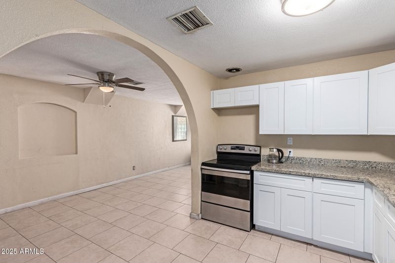 2817 W Heatherbrae Dr, Phoenix, AZ 85017