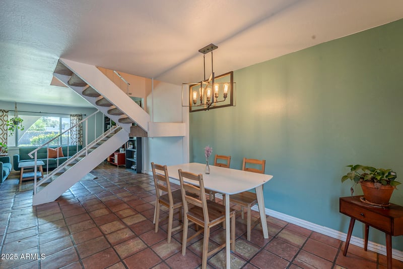 2818 Clarendon Ave, Phoenix, AZ 85016