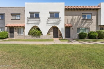 2818 E Clarendon Ave, Phoenix, AZ 85016