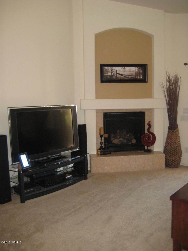 2818 E Leiber Ln, Phoenix, AZ 85024