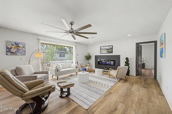 2818 E Malapai Dr, Phoenix, AZ 85028