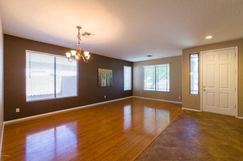 2818 N 116th Dr, Avondale, AZ 85392