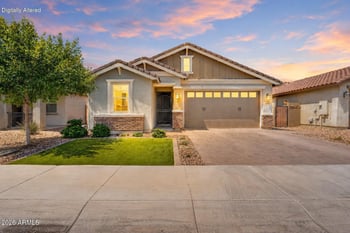 2818 Martinez Dr, San Tan Valley, AZ 85144