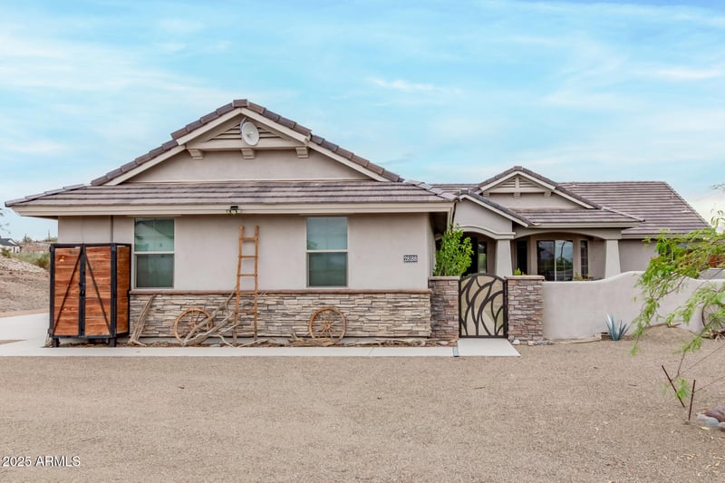 28188 Cindy Ln, San Tan Valley, AZ 85144