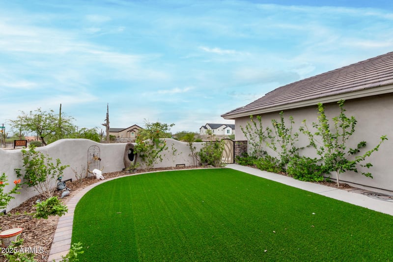 28188 Cindy Ln, San Tan Valley, AZ 85144