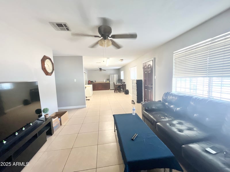 2819 48th Ln, Phoenix, AZ 85035
