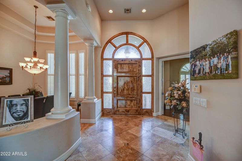 2819 E Sandy Ct, Gilbert, AZ 85297