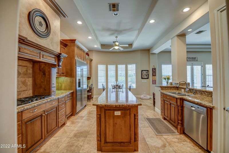 2819 E Sandy Ct, Gilbert, AZ 85297