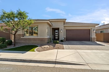 2819 Los Gatos Dr, Phoenix, AZ 85050