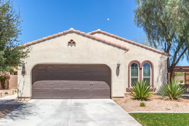 282 E Jade Dr, Chandler, AZ 85286