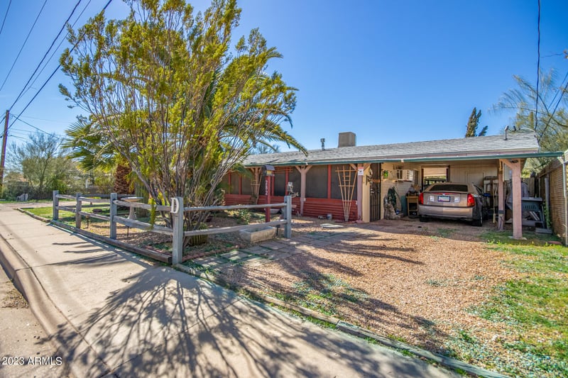 282 N Palo Verde Dr, Apache Junction, AZ 85120