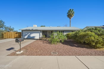 2820 Inverness Ave, Mesa, AZ 85204