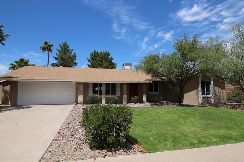 2820 E Sierra St, Phoenix, AZ 85028