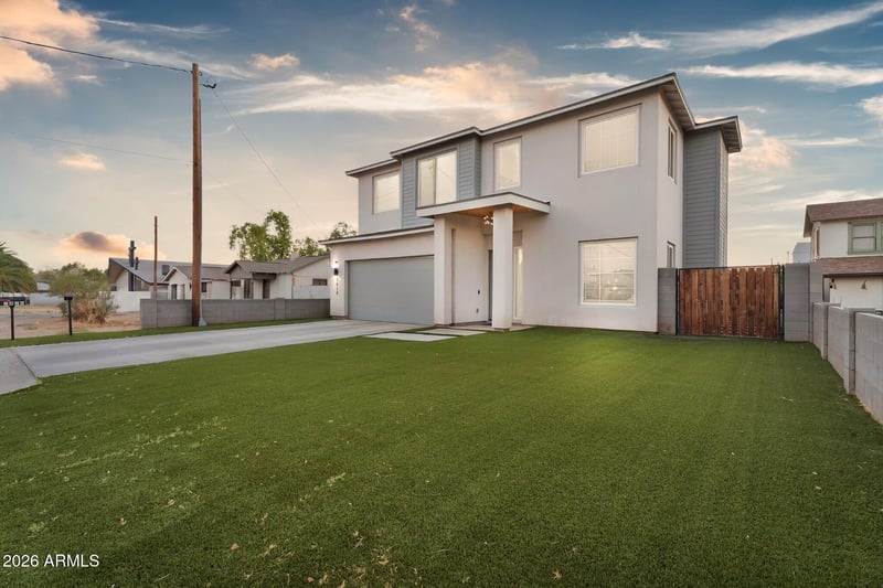 2820 N 29th St, Phoenix, AZ 85008