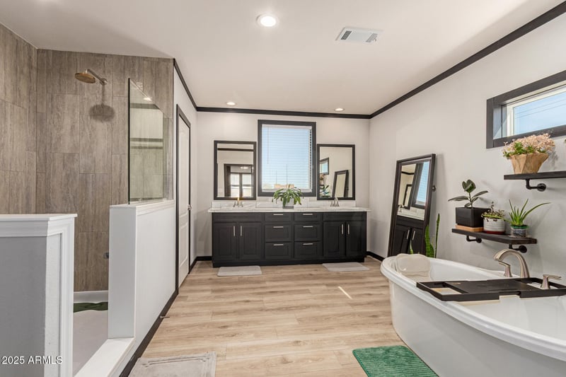 28203 255th Ave, Wittmann, AZ 85361