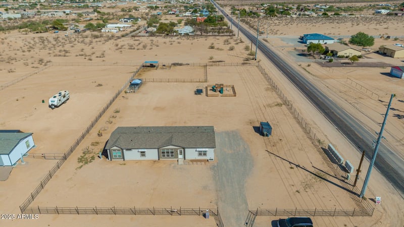 28203 255th Ave, Wittmann, AZ 85361
